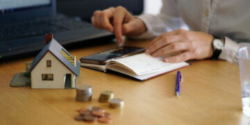 Home Loan Tenure Selection: Impact on EMI and Total Interest Payment